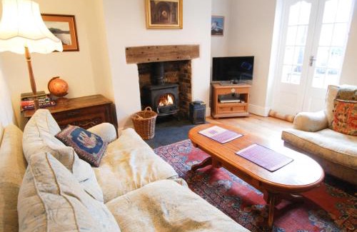 Hoole House | 2 Ashby Place