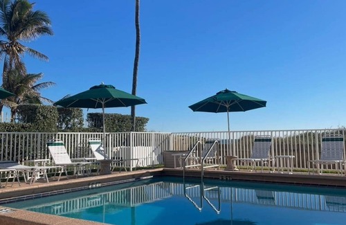 Deerfield Beach Apartment | 2 B/R Beachfront Aparthotel with 2 Outdoor Pools and a Private Beach!