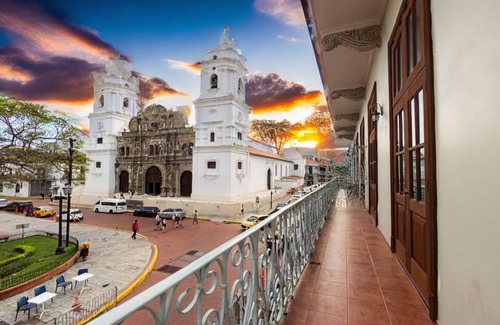 Casco Viejo Apartment | 2 bdr + 2 bthr Apartment in Casco Viejo 🏛️/Near sites of interest, incredible view ⛪📸