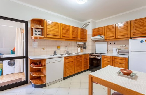 Vilamoura Apartment | 2 BDR Flat With Pool in Vilamoura by LovelyStay