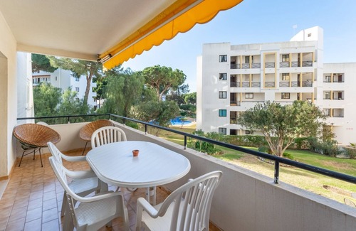 Vilamoura Apartment | 2 BDR Flat With Pool in Vilamoura by LovelyStay