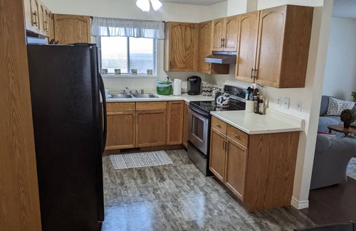 West Edmonton House | 2 BDRM Home - 10 min to WEM with private backyard. Pet friendly. Laundry Access.