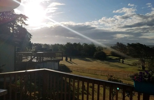 Ferndale House | 2 bdrm, Mt Baker, San Juans, WWU, Sea to Ski race, Canada, Golf, Refineries