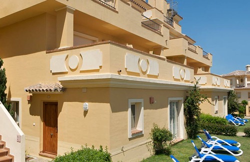 La Linea de la Concepcion Apartment | 2 bedroom apartment with garden block 1 (Apartment 4)