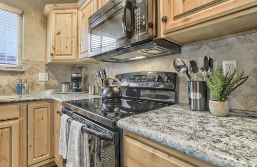Colorado Springs House | 2 Bears Combined