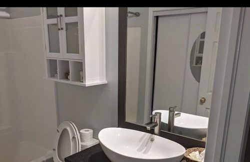 Deschenes Apartment | 2 beautiful bedrooms apartment in Gatineau 10-15min to ottawa