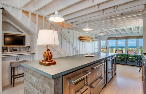 Boca Grande House | 2 Bed, 2.5 Bath Well Appointed Condo on the Beach