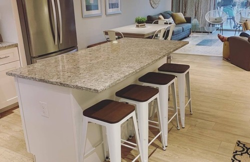 South Scottsdale Condo | 2 bed/2 bath condo walking distance on canal path to Old Town!