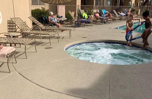 South Scottsdale Condo | 2 bed/2 bath condo walking distance on canal path to Old Town!