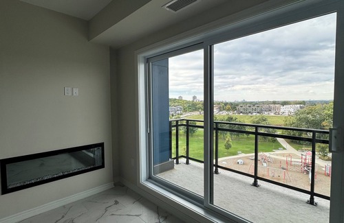 Ottawa Division Condo | 2 bed 2 bath Furnished Monthly Rental