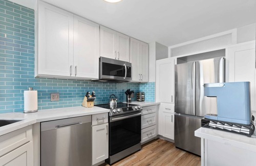 Kihei Condo | 2 Bed/2 Bath Modern & Elegant Oceanfront Vistas