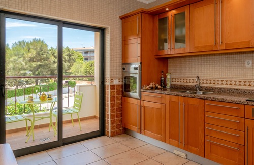 Albardeira Apartment | 2 bed, 2 bath spacious apartment with shared pool and sea view.