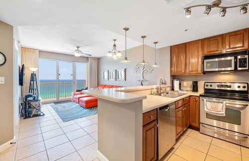 Lower Grand Lagoon Condo | 2 BED + 2 BATH: MASTER SUITE ON THE BEACH WITH FREE BEACH SERVICE!