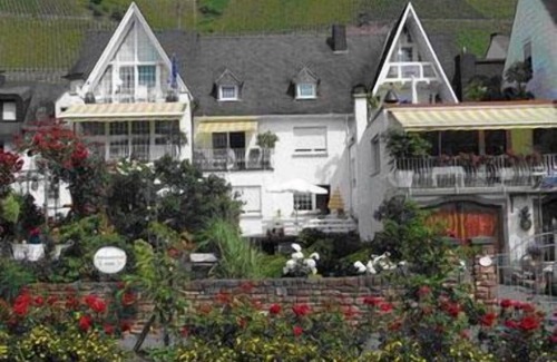 Neef Apartment | 2-bed apartment, Larkspur - Scheid, Edith