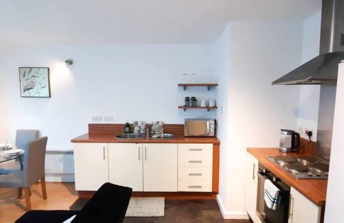 Salford Apartment | 2-Bed Apartment near city centre