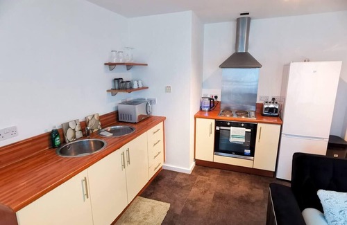 Salford Apartment | 2-Bed Apartment near city centre