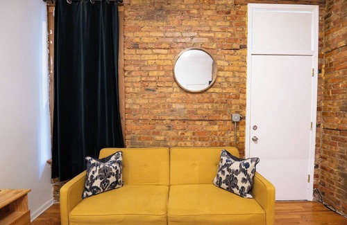 Palmer Square Apartment | 2 Bed Apt in Heart of Logan !