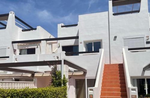 Alhama de Murcia Apartment | 2 Bed Flat - Sleeps 4 - Pool - Parking - Wifi