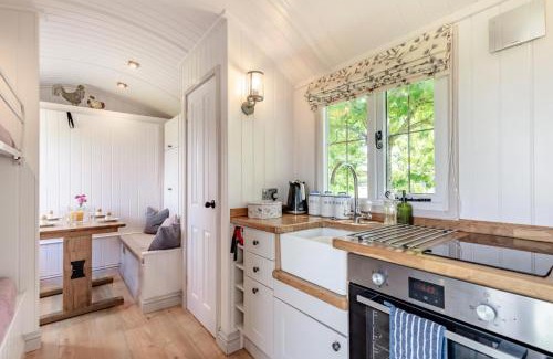 Beccles House | 2 Bed in Barsham oc-s32505