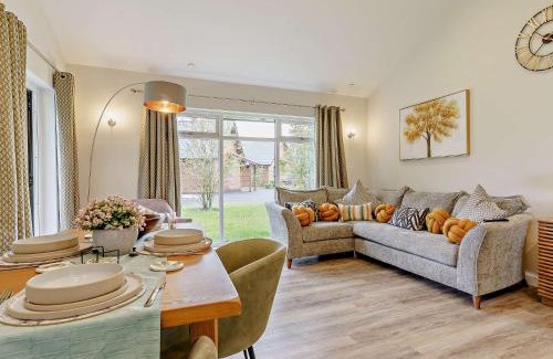 Upper Killay House | 2 Bed in Gower 91726