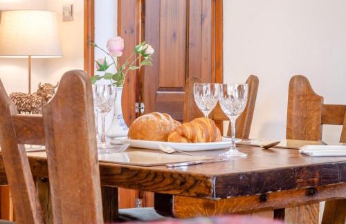 Saxilby House | 2 Bed in Saxilby 93058