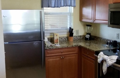 Florida Central Atlantic Coast Condo | 2-BEDRM CONDO: 2 OUTDOOR HOTTUBS: 3 HEATED POOLS: DISNEY ONLY 3 BLOCKS AWAY