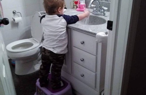 Kearny House | 2 Bedroom 1st Floor House with Parking - 30 Min to NYC & Stadiums