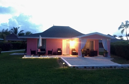 Treasure Cay Villa | 2 bedroom 2 bath luxury beach villa located in the beautiful treasure Cay