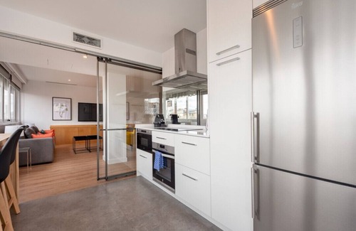 Castellana Apartment | 2 bedroom 2 bathroom furnished - Salamanca - bright & Stylish