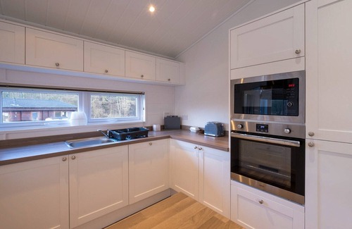 Knott End-on-Sea Cabin | 2 bedroom accommodation in Forton, near Preston