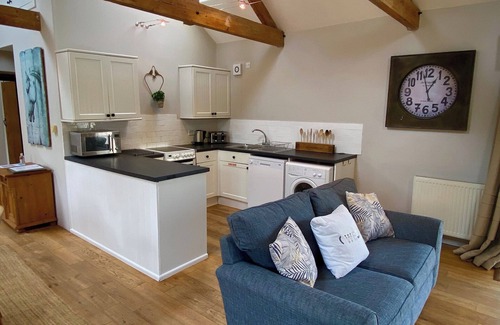 Saint Erth Praze Cottage | 2 bedroom accommodation in Godolphin Cross, Helston
