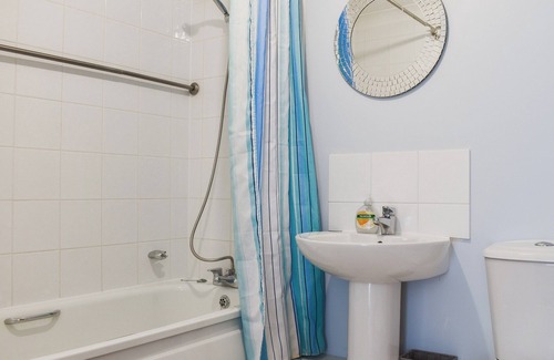 South Hayling Cottage | 2 bedroom accommodation in Hayling Island