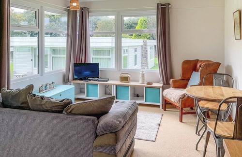 Haverfordwest Cottage | 2 bedroom accommodation in Roch, near Haverfordwest