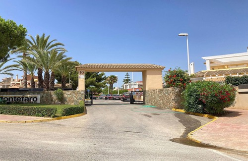 Monte Faro House | 2 bedroom accommodation in Gran Alacant