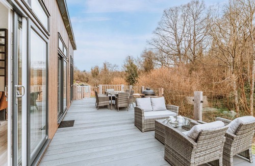 Bridgnorth Ski Chalet | 2 bedroom accommodation in Bridgnorth