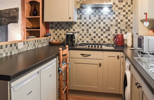 Llanllyfni Cottage | 2 bedroom accommodation in Talysarn, near Caernarfon
