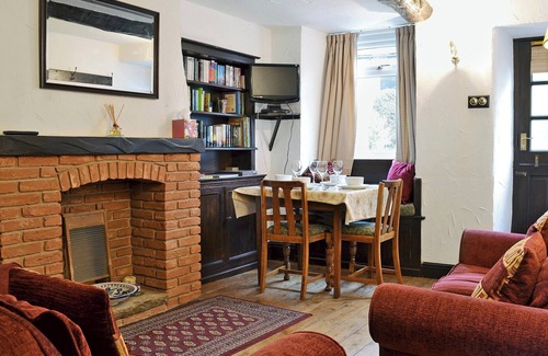 Castleton Cottage | 2 bedroom accommodation in Castleton, near Buxton