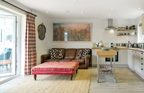 Chilworth Cottage | 2 bedroom accommodation in Guildford