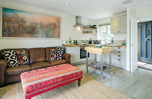 Chilworth Cottage | 2 bedroom accommodation in Guildford