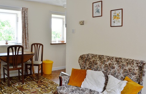 Skelmorlie Cottage | 2 bedroom accommodation in Skelmorlie, near Largs