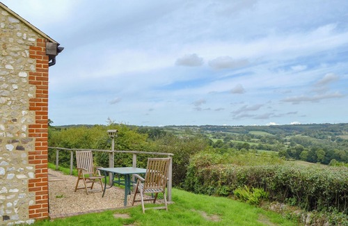 Bridport Cottage | 2 bedroom accommodation in Charmouth, near Lyme Regis