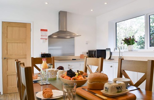 Bridport Cottage | 2 bedroom accommodation in Dottery, near Bridport