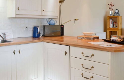 Glenisla Cottage | 2 bedroom accommodation in Invergowrie, near Dundee