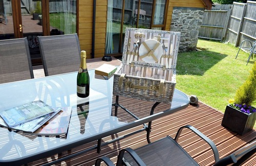 Maenporth Cottage | 2 bedroom accommodation in Swan Pool, near Falmouth
