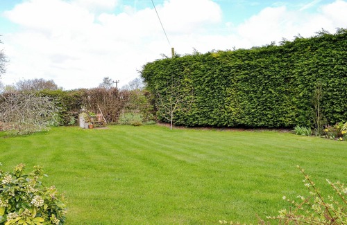 Padeswood Cottage | 2 bedroom accommodation in Dobshill, near Chester