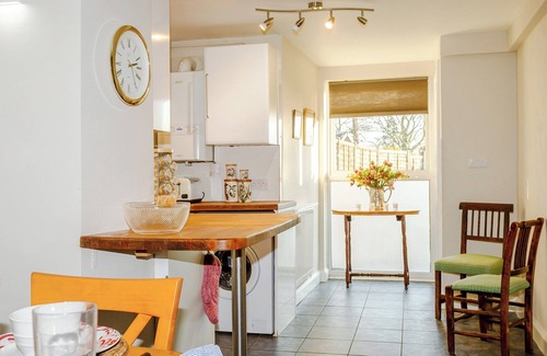 Easton on the Hill Cottage | 2 bedroom accommodation in Easton On The Hill, near Stamford