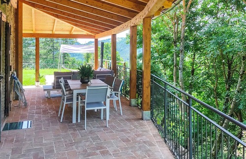 Gubbio House | 2 bedroom accommodation in Gubbio -PG-