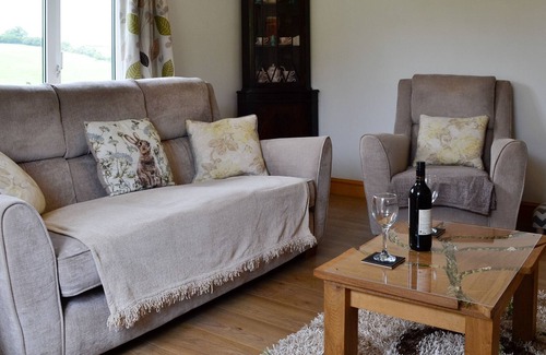 Llanrwst Cottage | 2 bedroom accommodation in Maenan, near Llanrwst