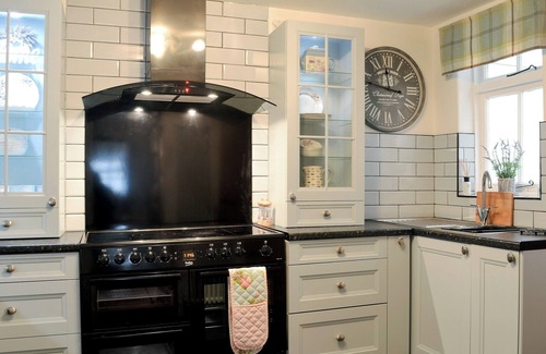 Kilmun Cottage | 2 bedroom accommodation in Ardentinny, near Dunoon