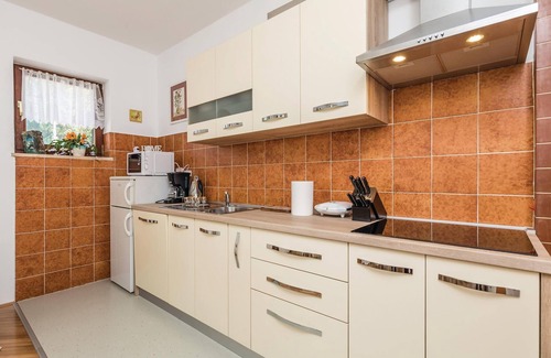 Rubesi Apartment | 2 bedroom accommodation in Rubesi